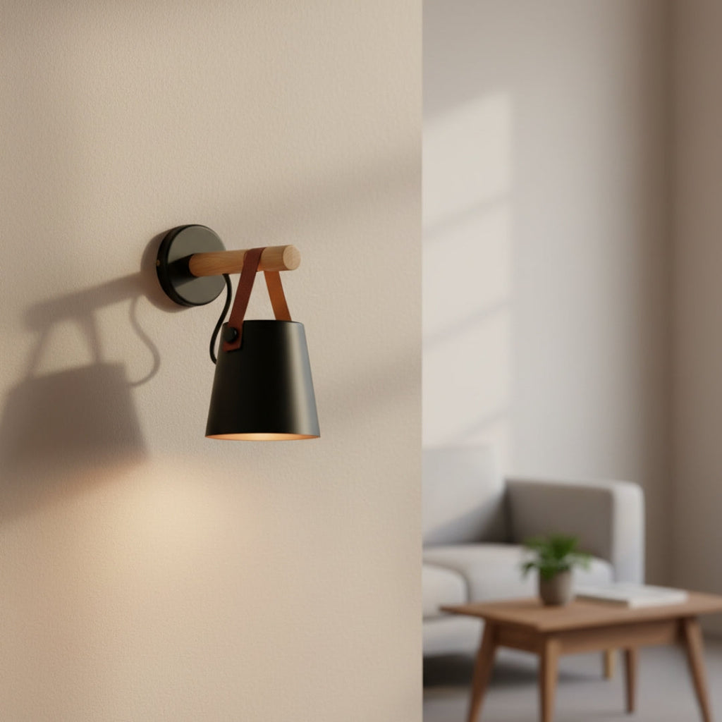 Wandleuchte LED Holz mit hängendem Lampenschirm