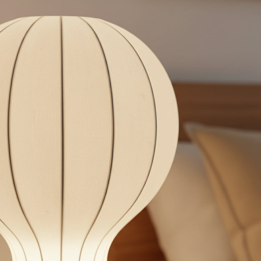 Nachttischlampe im japanischen Stil