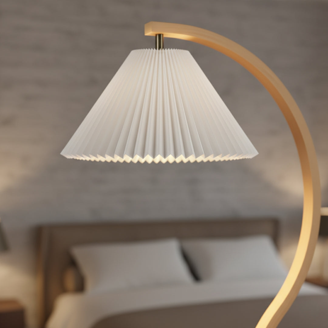 Stehlampe Wohnzimmer Holz