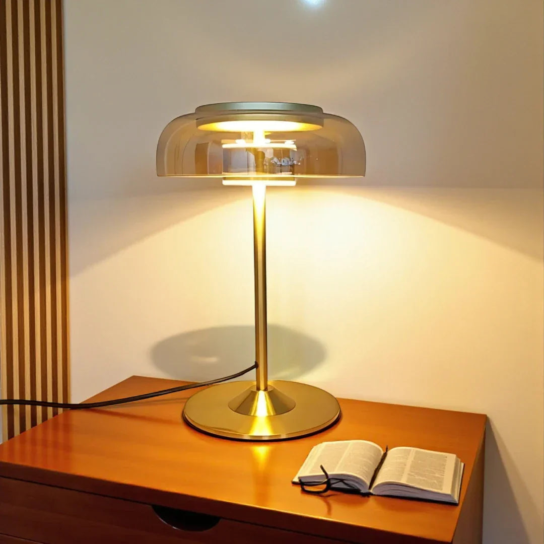 Nachttischlampe aus Glas Skandinavisch