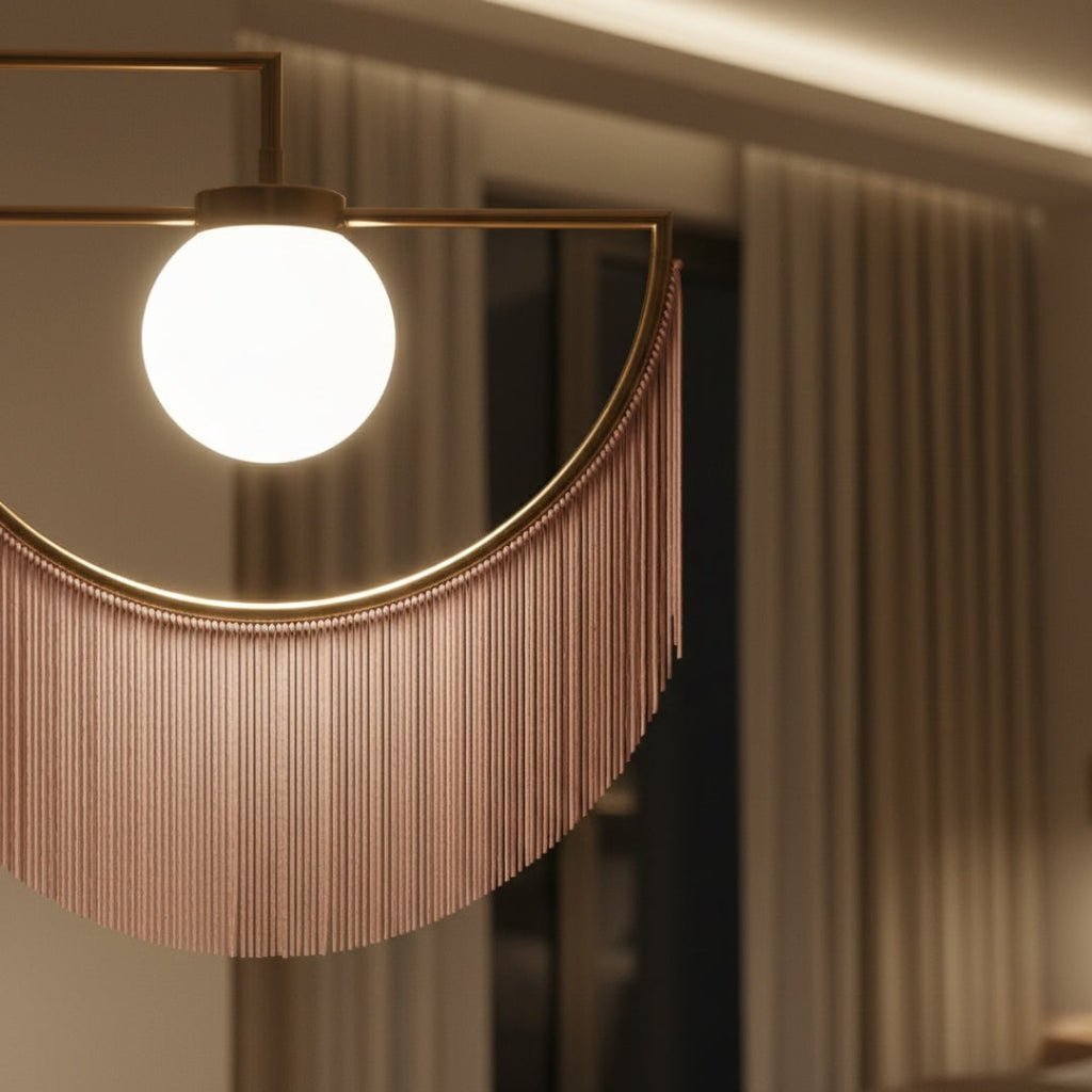 Stehlampe mit Fransen