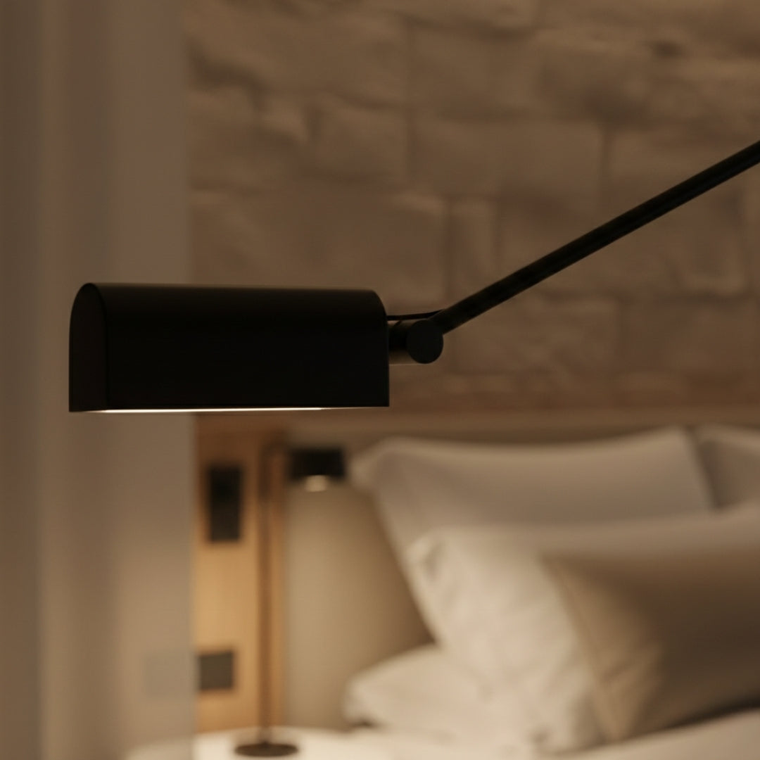 Stehlampe mit Lesearm
