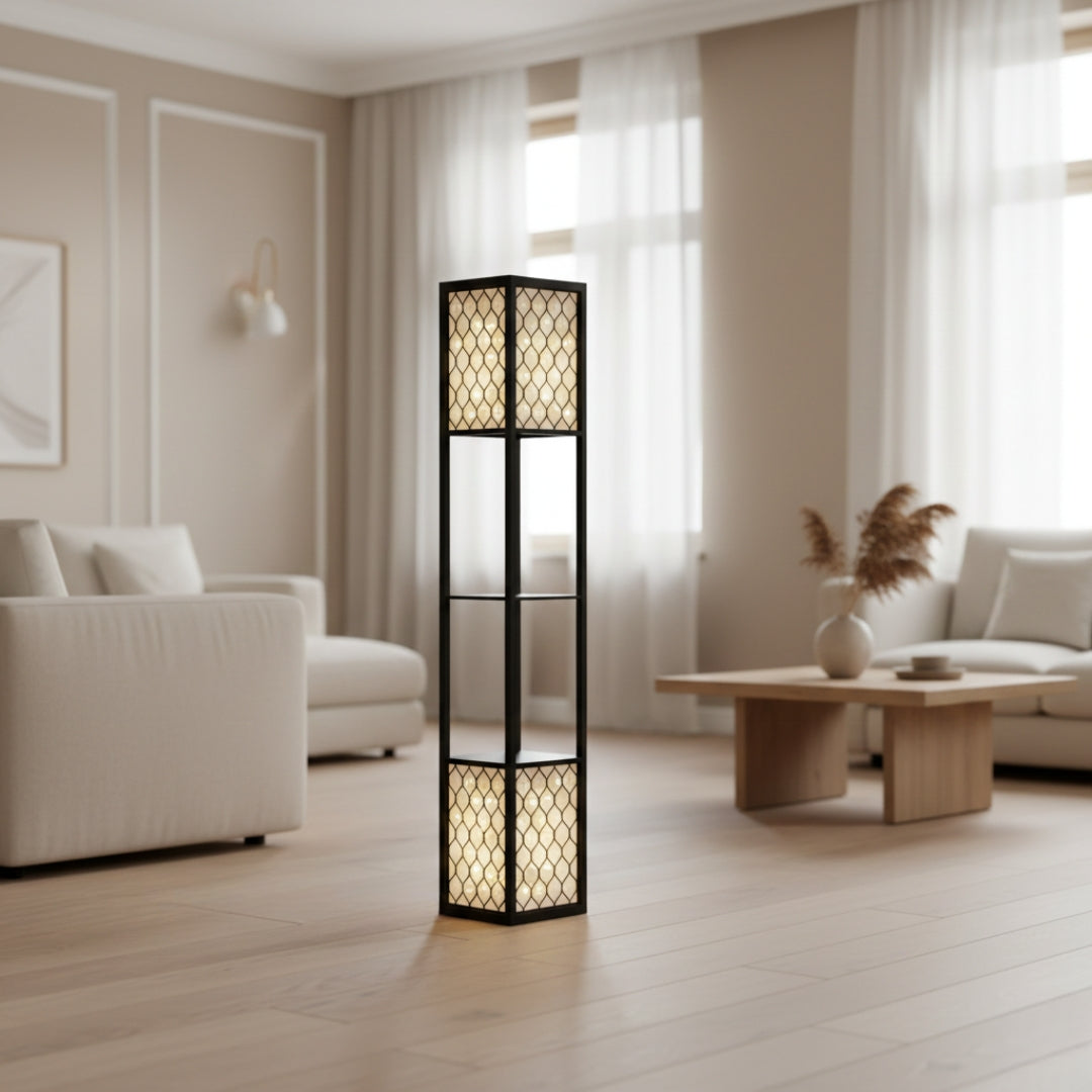 Stehlampe mit Regal
