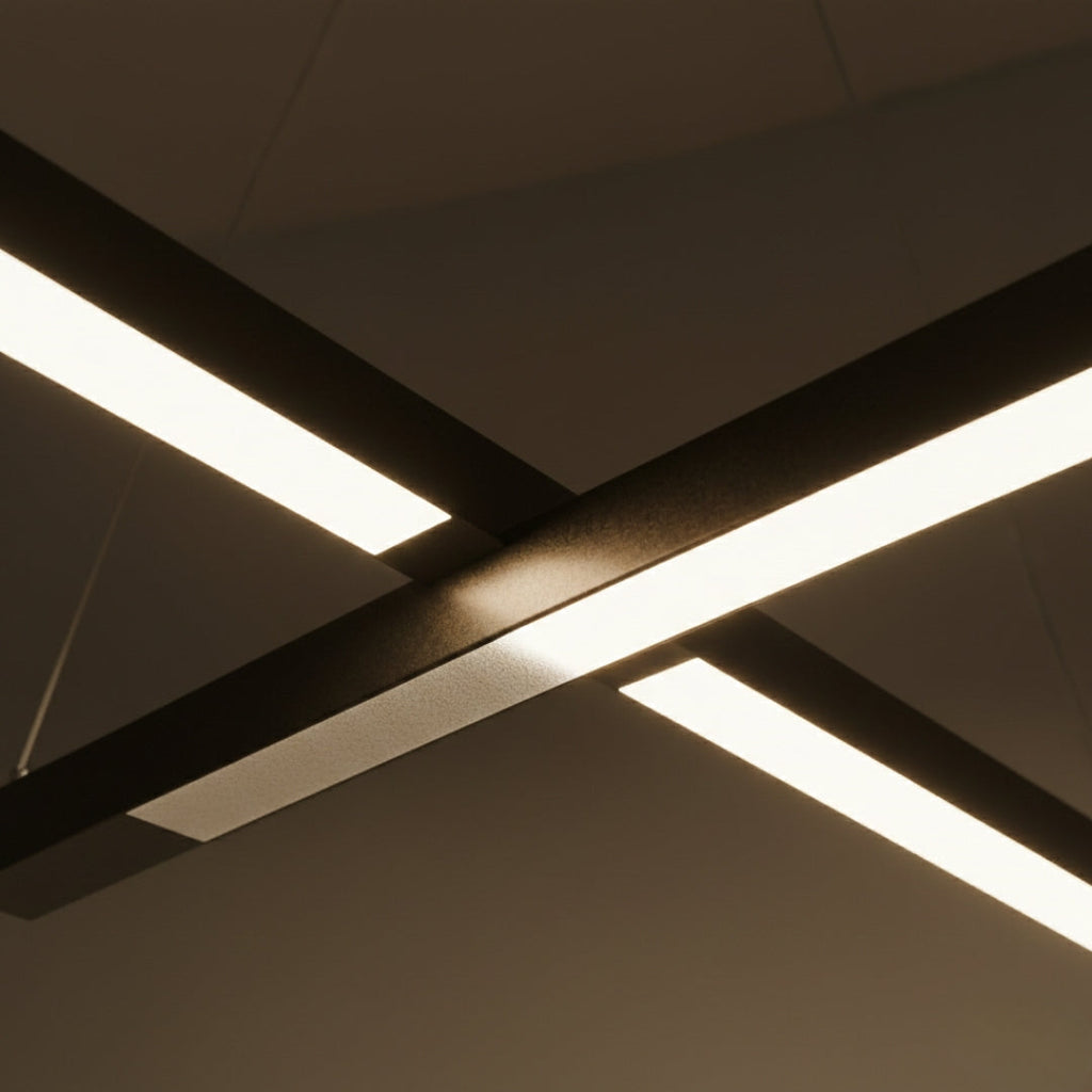 Kronleuchter LED Design mit Metallstäbe