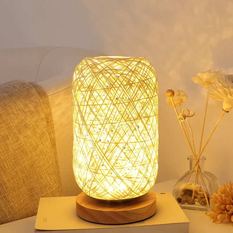 Nachttischlampe Rattan und Holz