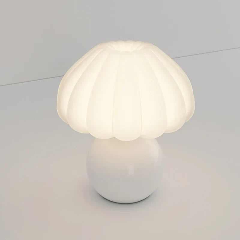 Nachttischlampe Elegant