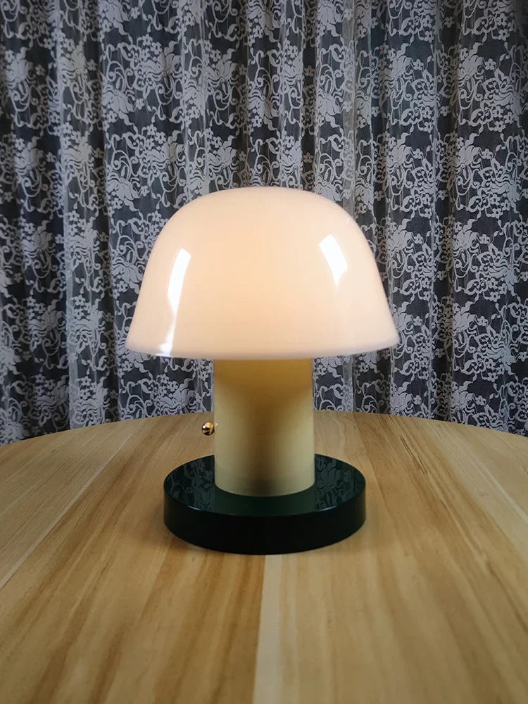 Nachttischlampe Pilz mit LED