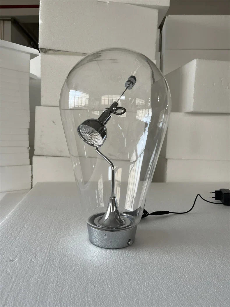 Nachttischlampe aus Glas Vintage