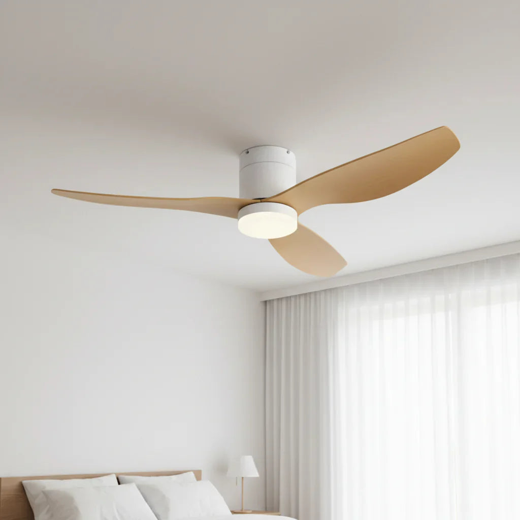 Lyra | Ventilator mit integriertem LED Weiß und hellem Holz