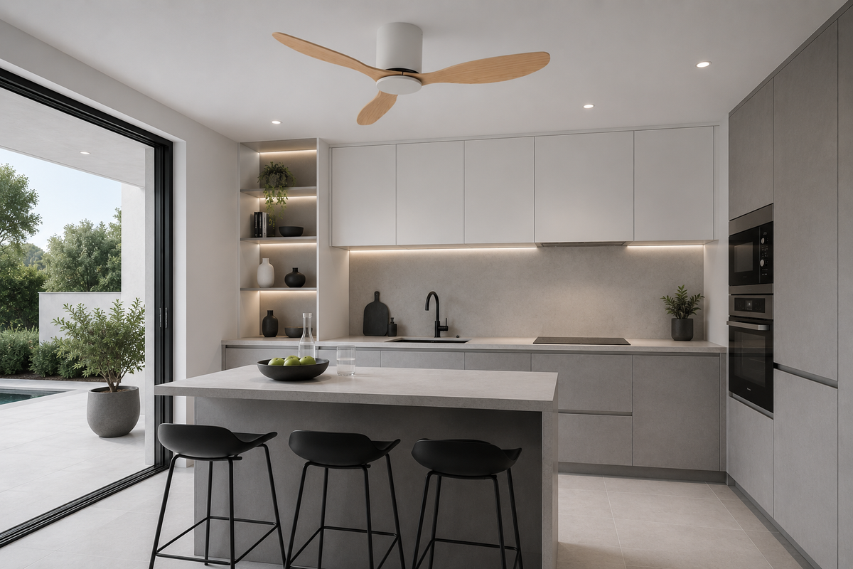 Axiom | Ventilator mit DC-Motor Weiß und hellem Holz