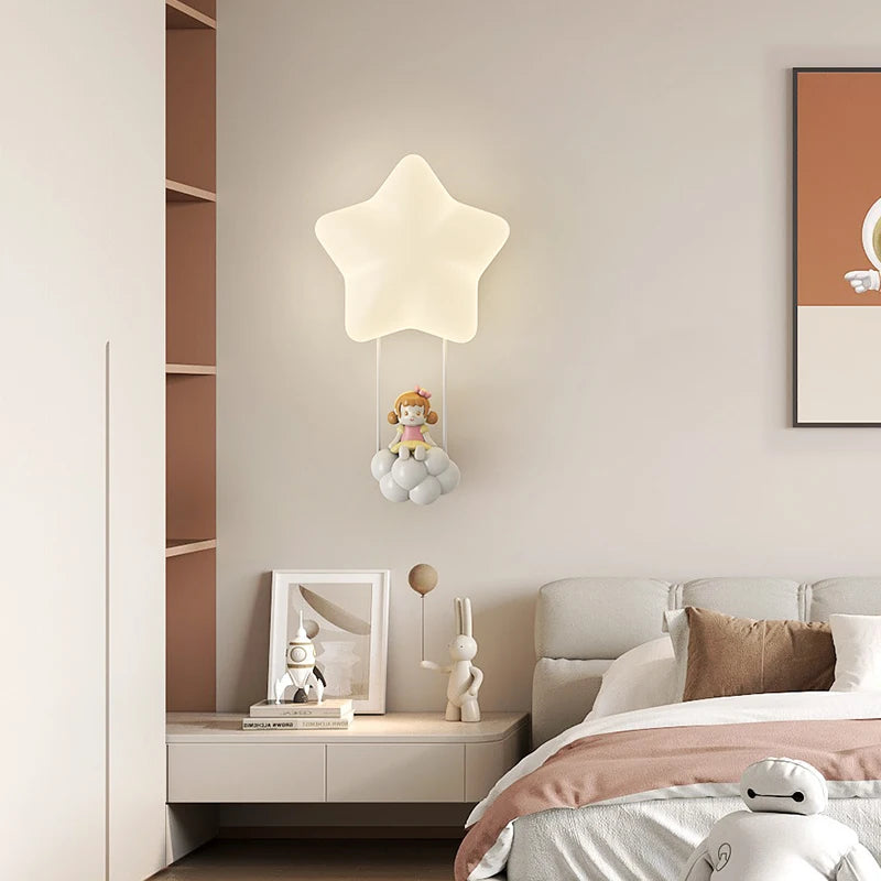 Nachttischlampe Wand Kinderzimmer