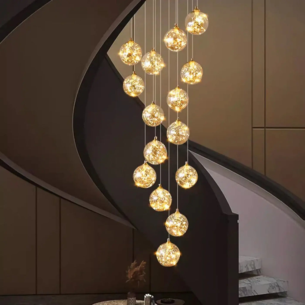 Pendelleuchte Wasserfall LED Gold für Treppenhaus
