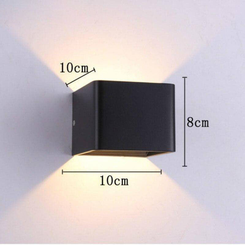 Wandleuchte LED modern Würfel aus Farbiges Metall