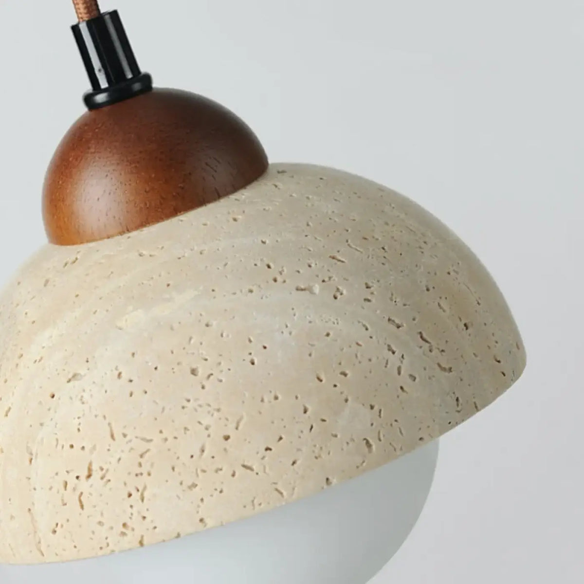 Pendelleuchte Holz Travertin und Glas Bernstein
