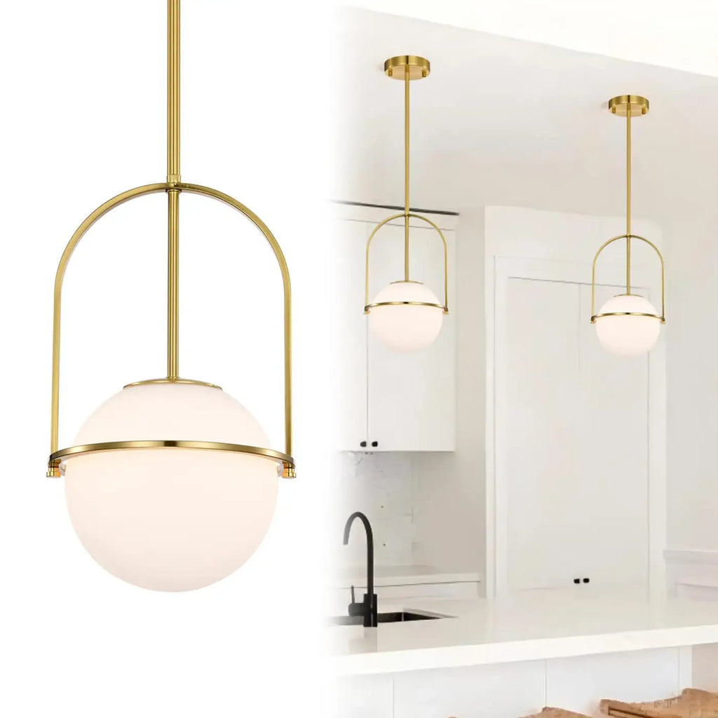 Pendelleuchte Globus Opalglas Gold