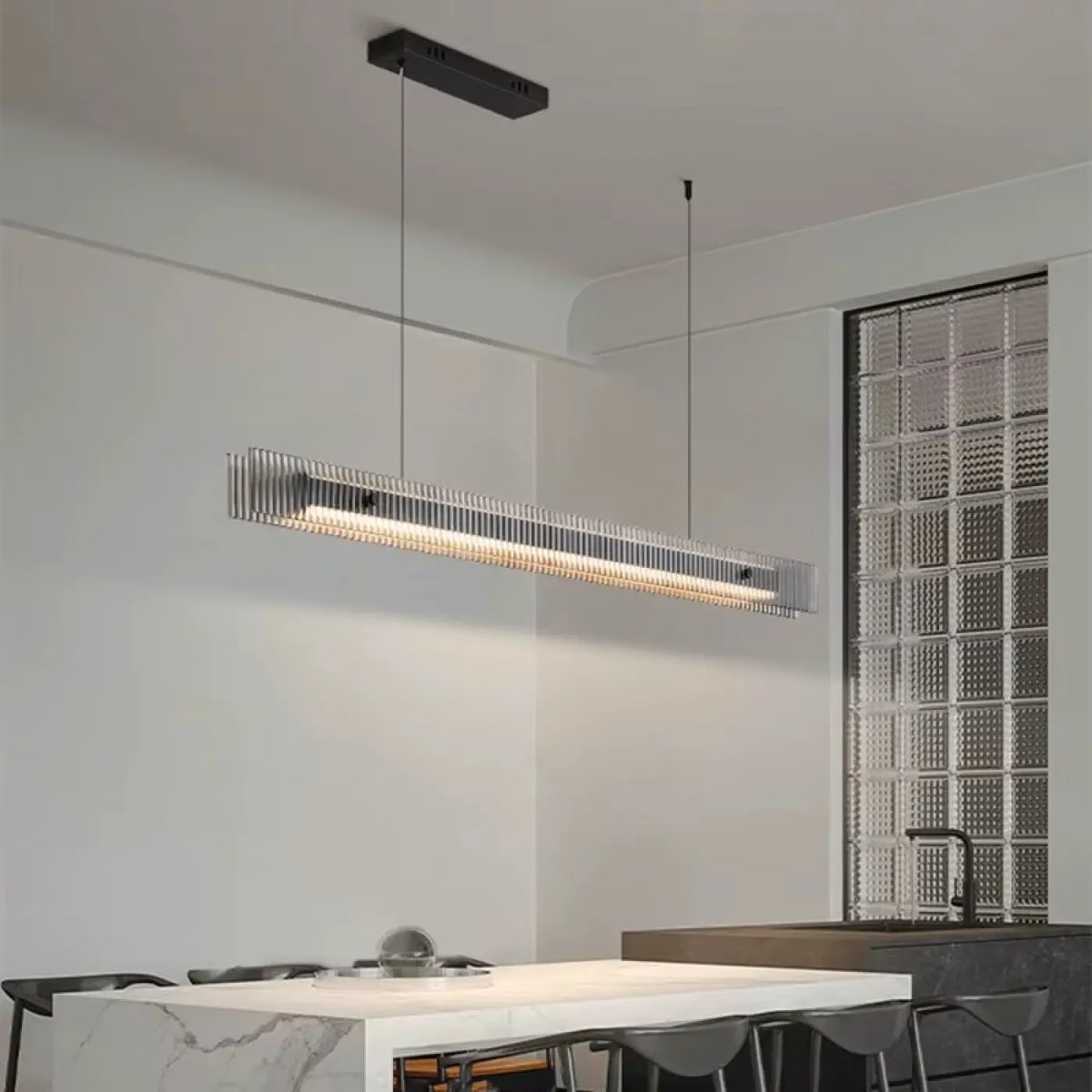 Pendelleuchte LED Horizontal aus Glas Geriffelt