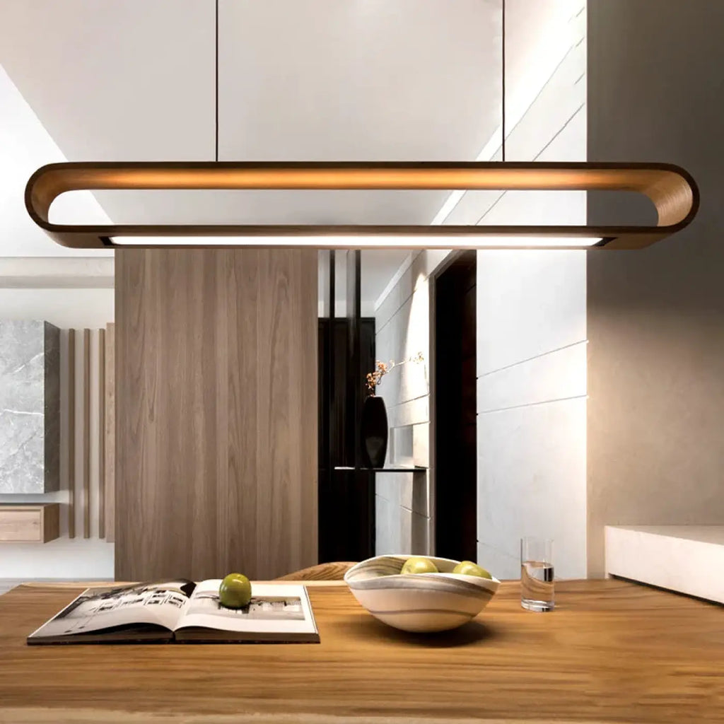 Pendelleuchte Linear aus Naturholz