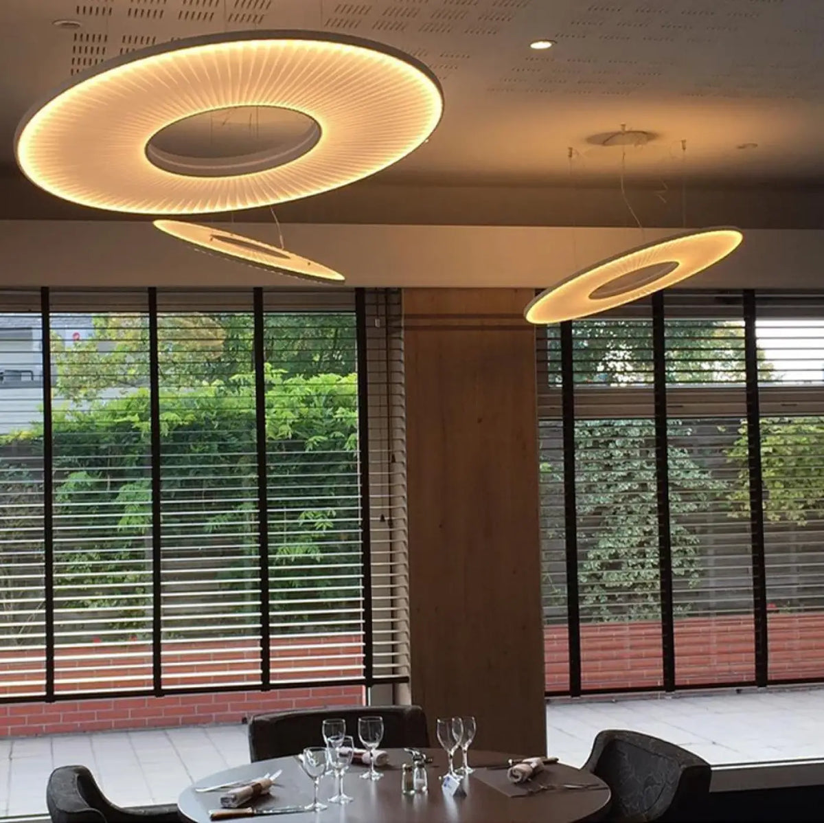 Pendelleuchte LED Cremeweiß Design Modern
