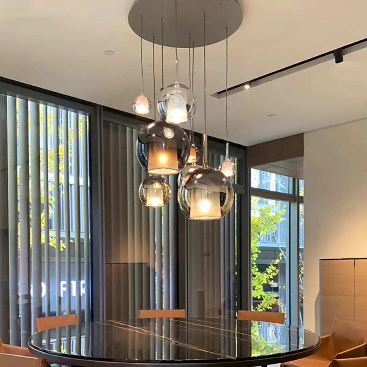 Pendelleuchte Modern aus Glas und Metall Gold