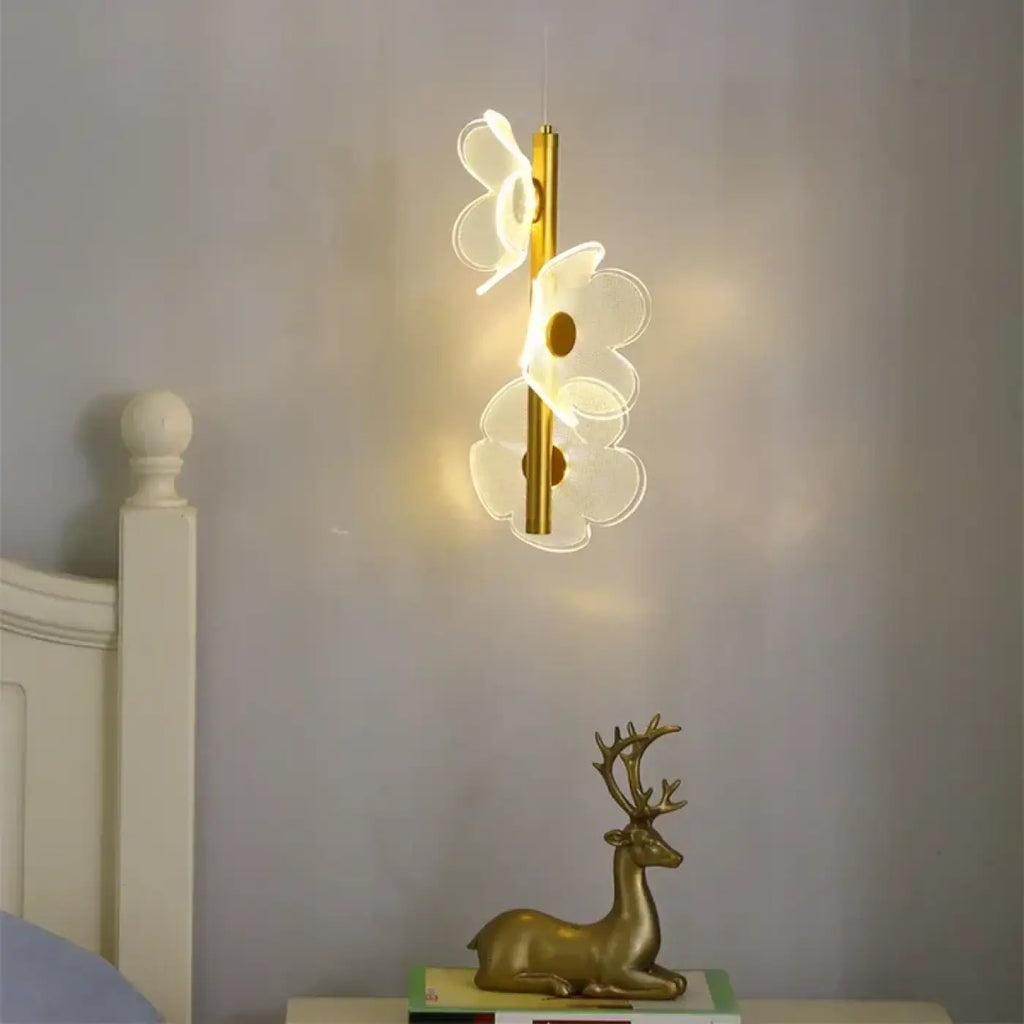 Pendelleuchte Gold mit 3 Blumen Weiß LED
