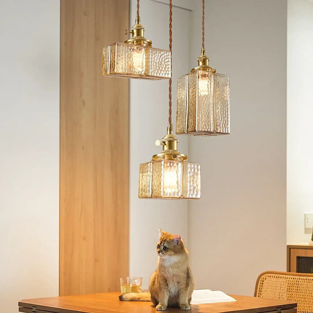 Pendelleuchte Glas und Messing Sanftes Licht