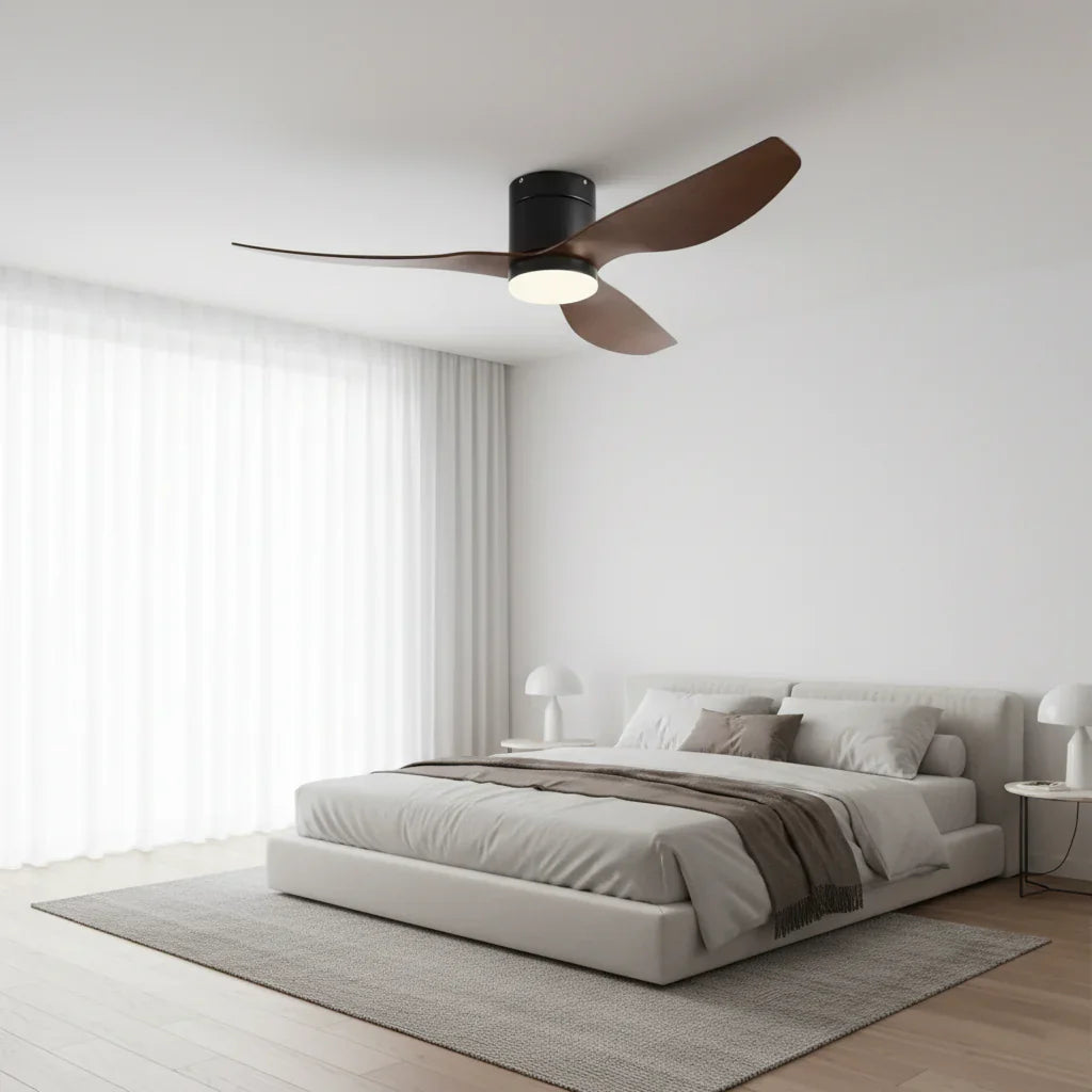 Selene | Ventilator mit integriertem LED Schwarz und dunklem Holz